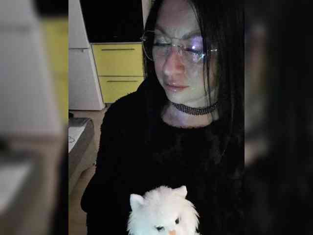 Nikoletta25 webcam