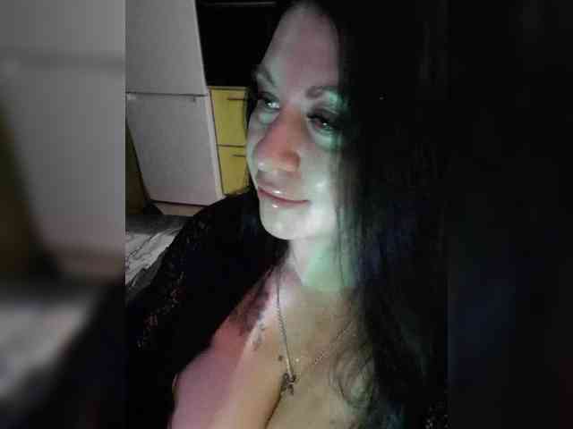 Nikoletta25 webcam