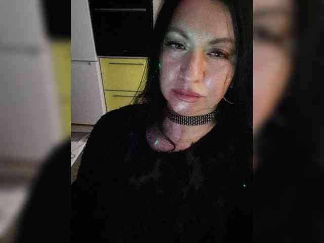 Nikoletta25 webcam