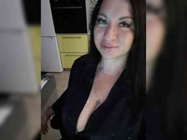 Nikoletta25 webcam