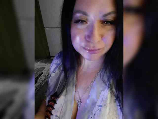 Nikoletta25 webcam
