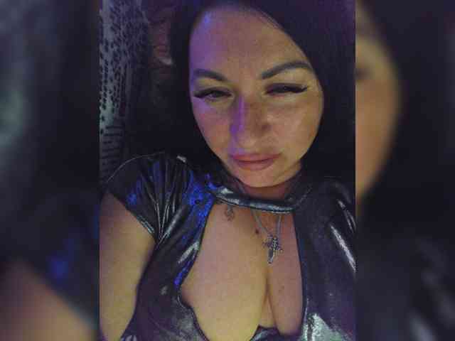 Nikoletta25 webcam