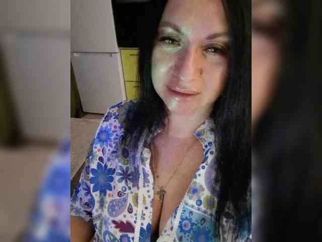 Nikoletta25 webcam