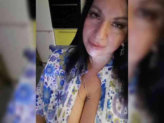 Nikoletta25 webcam