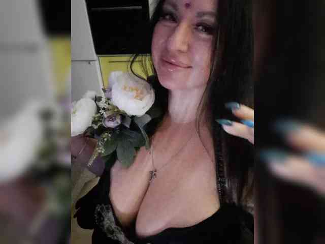 Nikoletta25's webcam live show