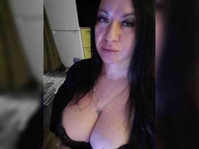 Nikoletta25 webcam