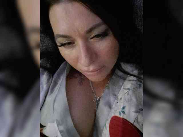 Nikoletta25 webcam