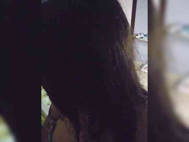 Nikoletta25 webcam