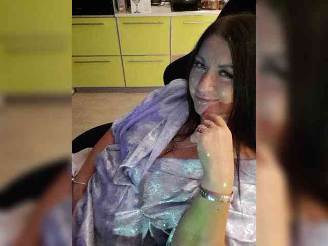 Nikoletta25 webcam