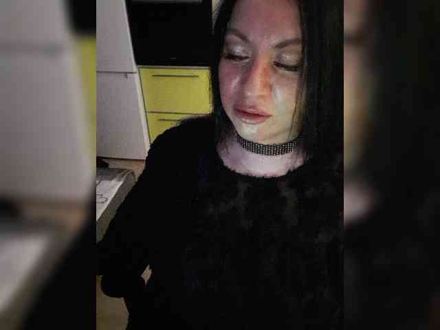 Nikoletta25 webcam