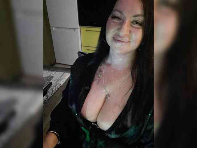 Nikoletta25 webcam