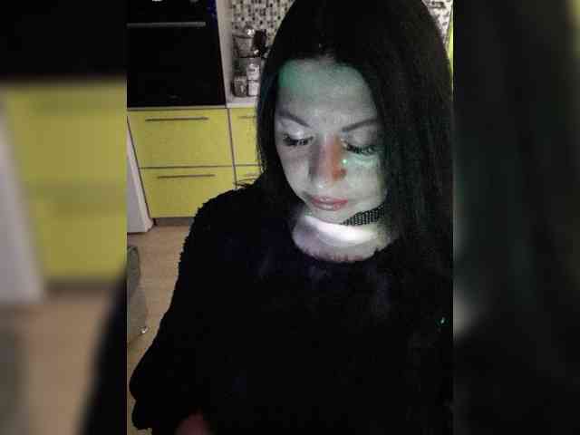 Nikoletta25 webcam