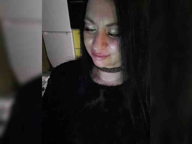 Nikoletta25 webcam