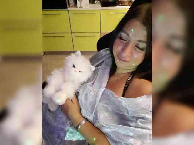 Nikoletta25 webcam