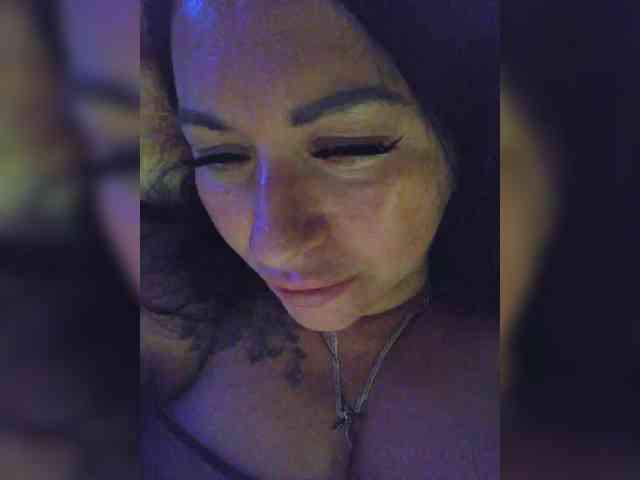 Model: Nikoletta25