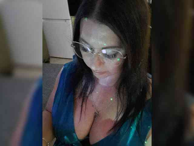 Nikoletta25 webcam