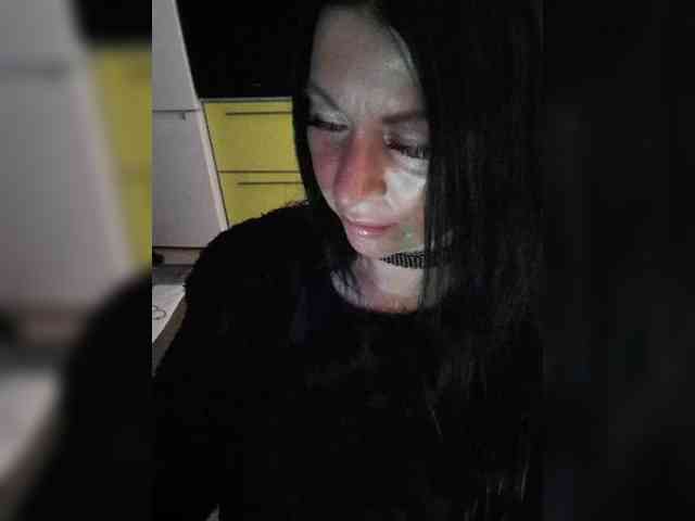 Nikoletta25 webcam