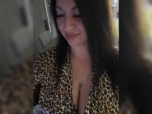 Nikoletta25 webcam