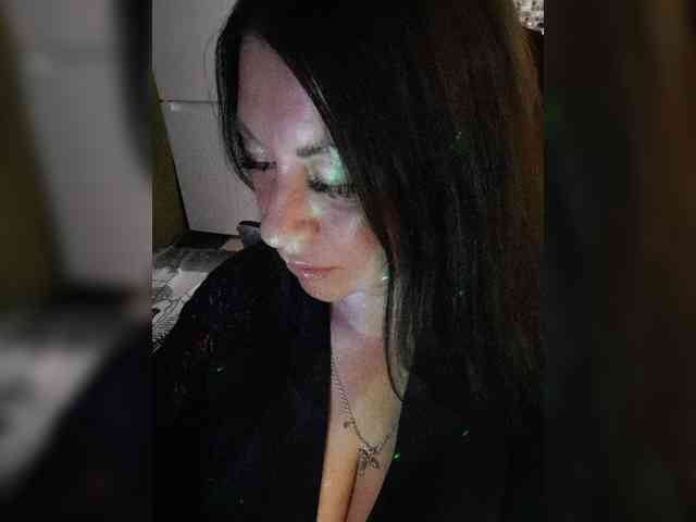 Nikoletta25 webcam