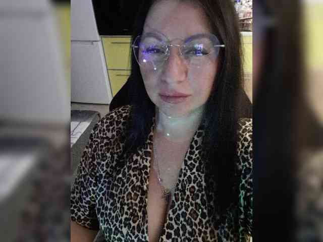 Nikoletta25 webcam