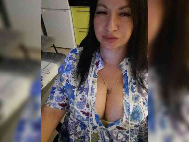 Nikoletta25 webcam