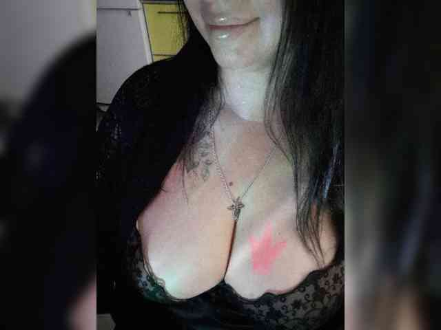 live voyeur web cam Nikoletta25