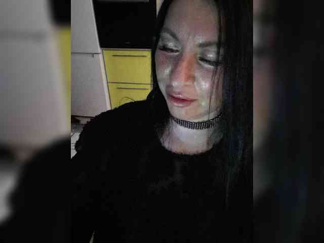 Nikoletta25 webcam