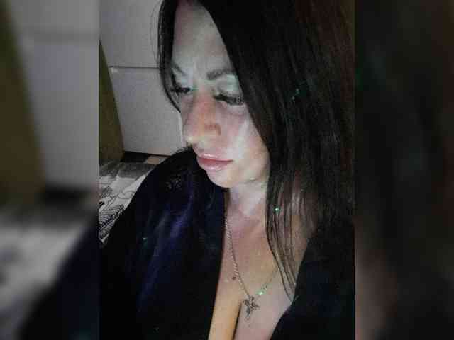 Nikoletta25 webcam