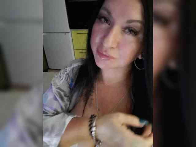 Nikoletta25 webcam