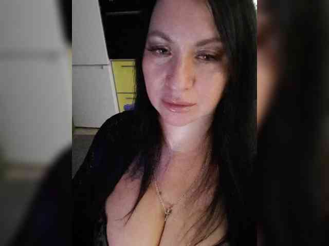 Nikoletta25 webcam
