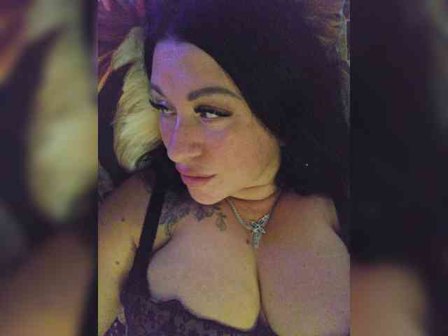 Nikoletta25 Sex Cam Show