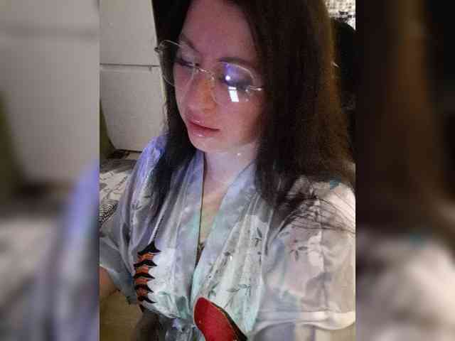 Nikoletta25 webcam