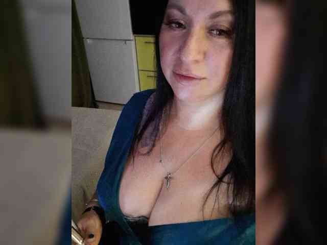 Nikoletta25 webcam
