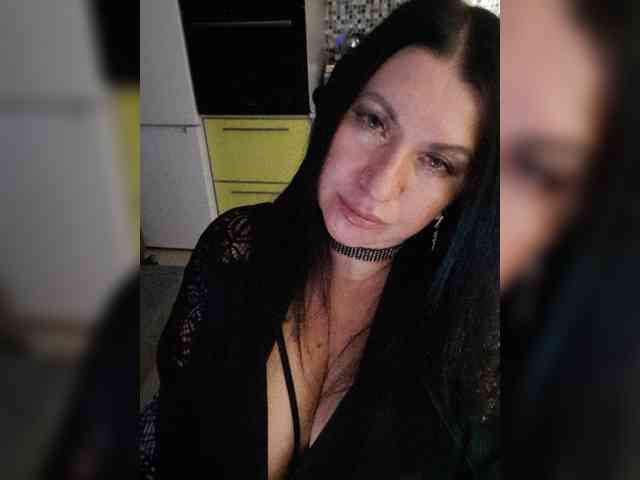 Nikoletta25 webcam