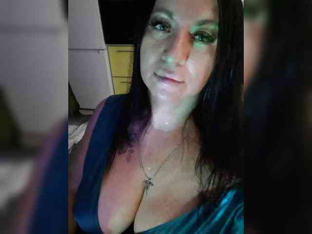 Nikoletta25 webcam
