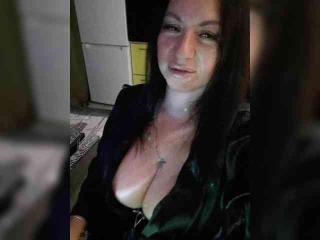 Nikoletta25 webcam
