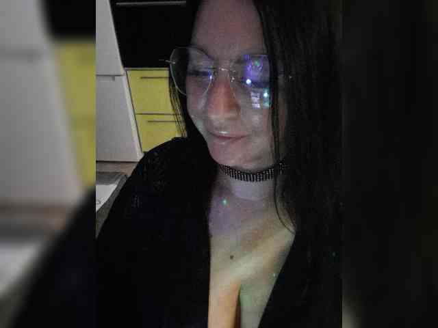 Nikoletta25 webcam