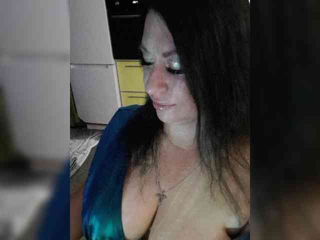 Nikoletta25 webcam