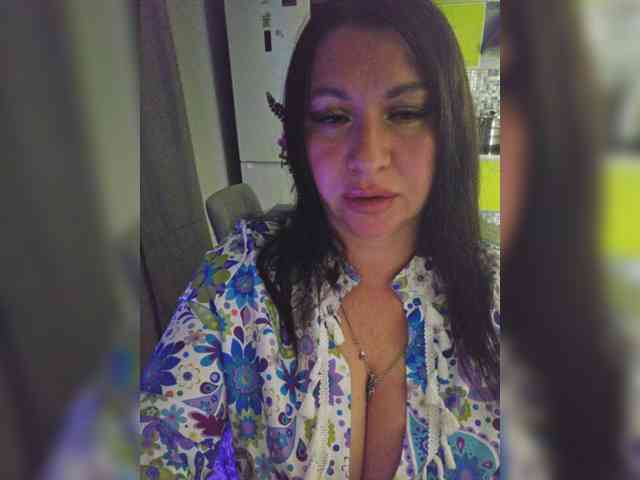 Nikoletta25 webcam