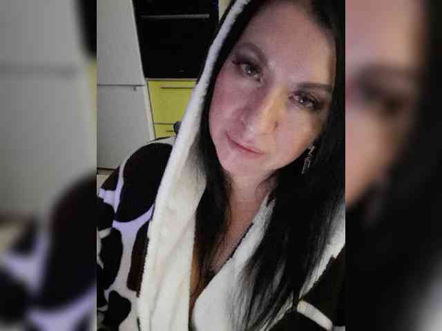 Nikoletta25 webcam