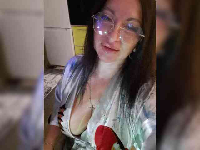 Nikoletta25 webcam
