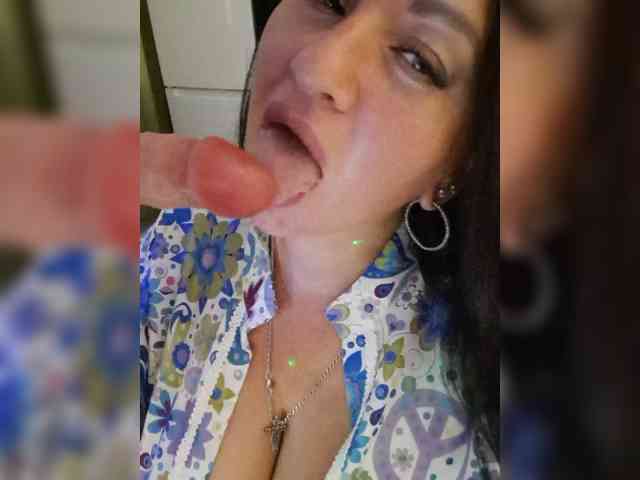 Nikoletta25 webcam