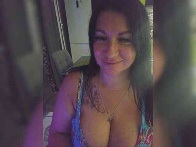 Nikoletta25 webcam