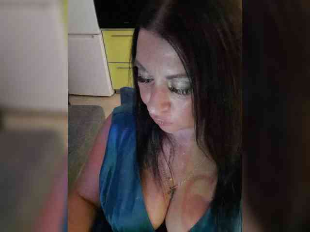 Nikoletta25 webcam