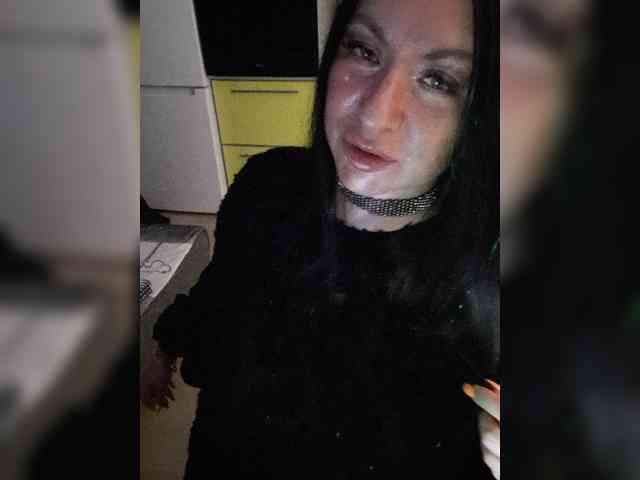 Nikoletta25 webcam