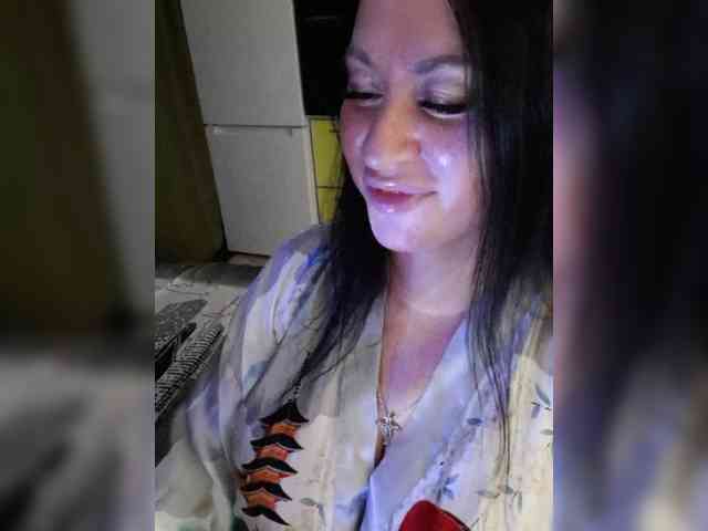 Nikoletta25 live female cam on bongacams
