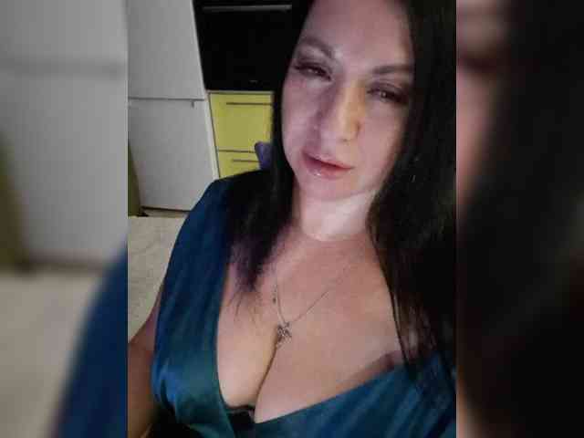 Nikoletta25 webcam