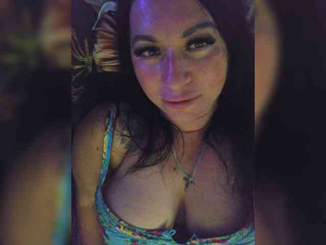 Nikoletta25 Sex Cam Show