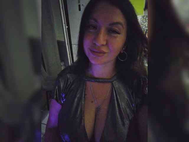 Nikoletta25 webcam