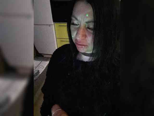 Nikoletta25 webcam